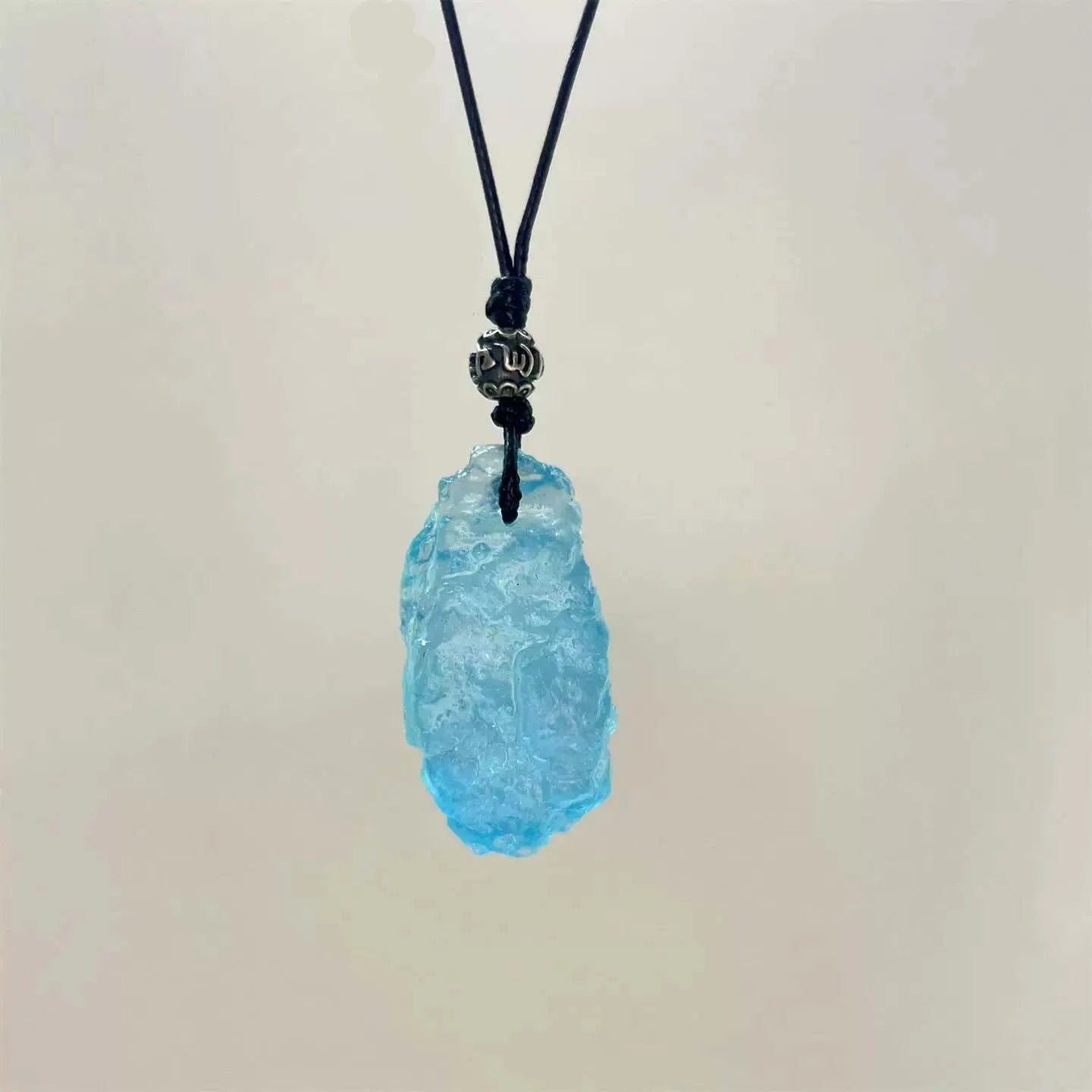 Serene Depth Blue Crystal Pendant — Cool Stone, Quiet Pulse