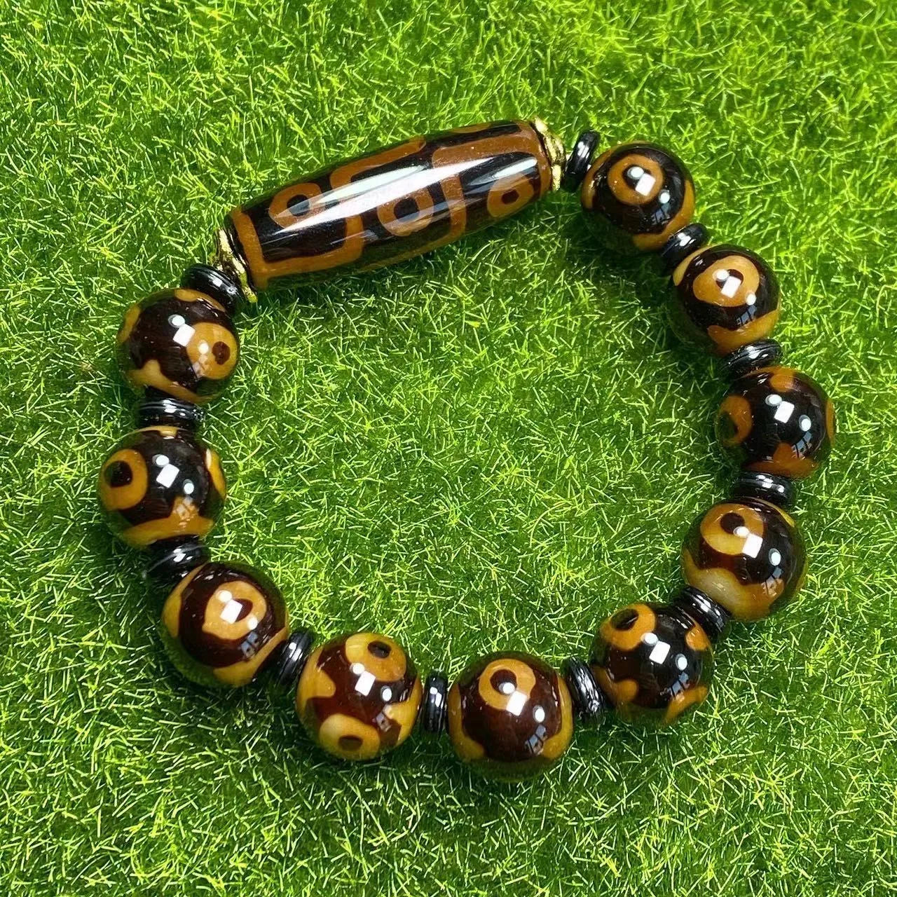 agate dzi bracelet 02 05