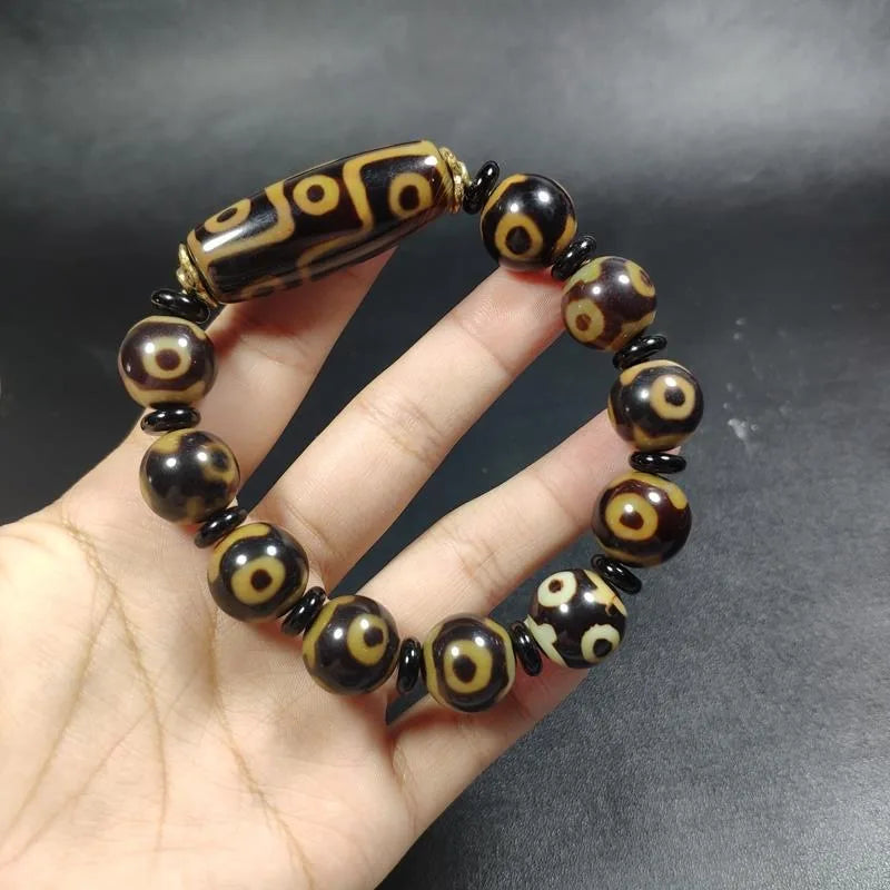 agate dzi bracelet 02 09