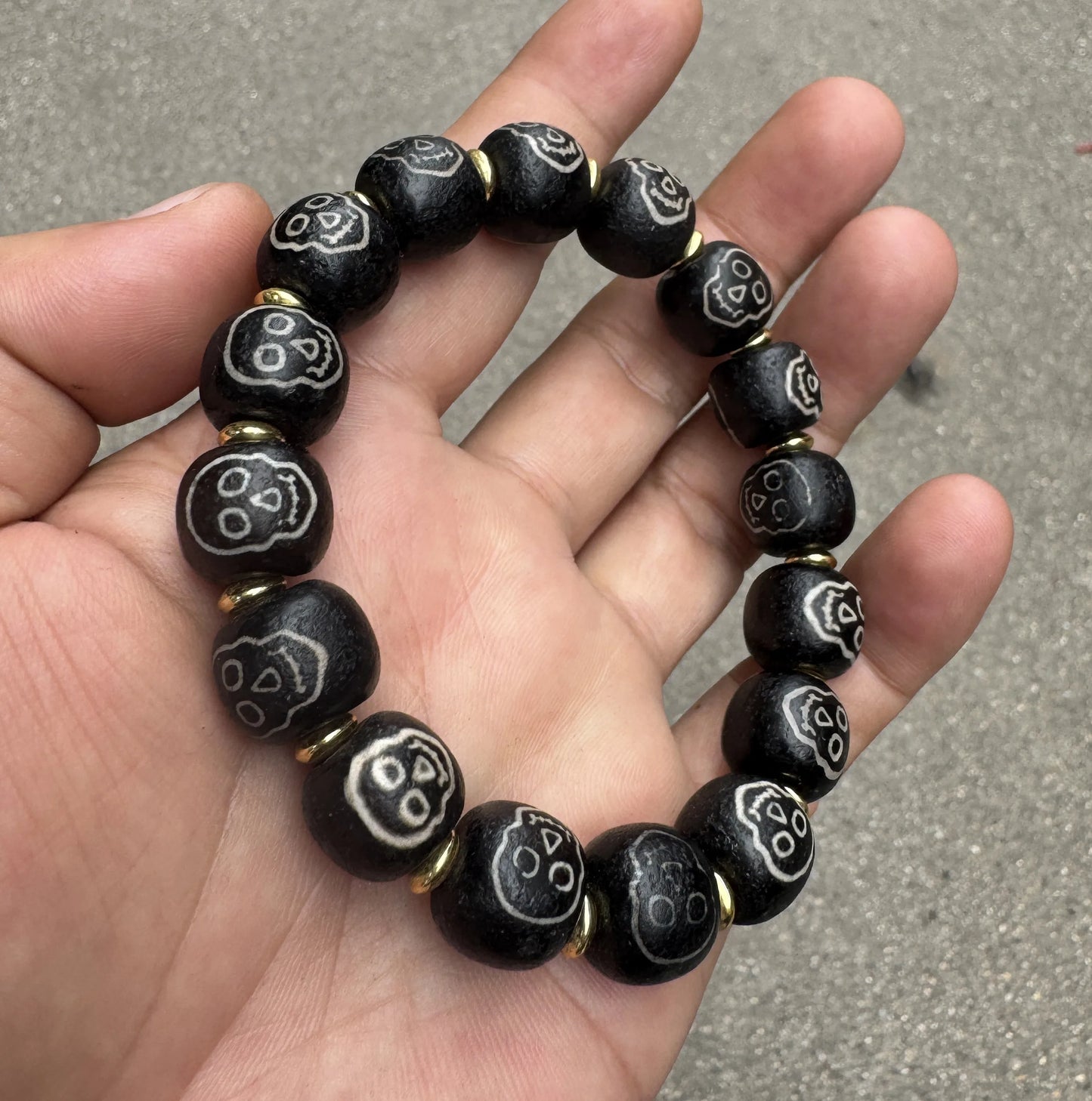skull lion dzi bracelet 04